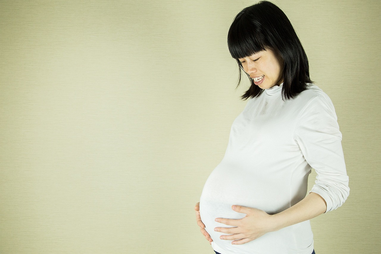 怀孕女明星的娱乐圈喜悦与关注焦点