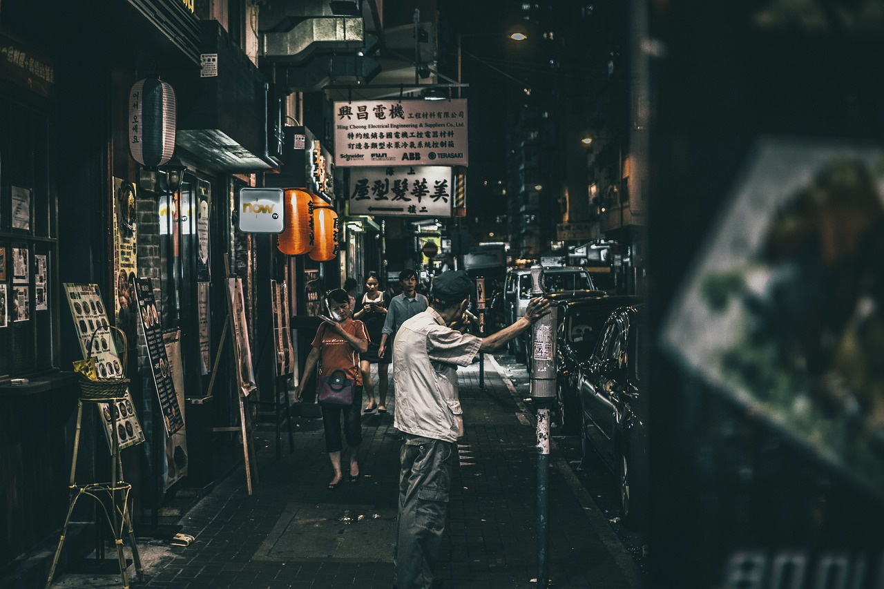 动漫妖兽都市，神秘世界的奇幻探险之旅