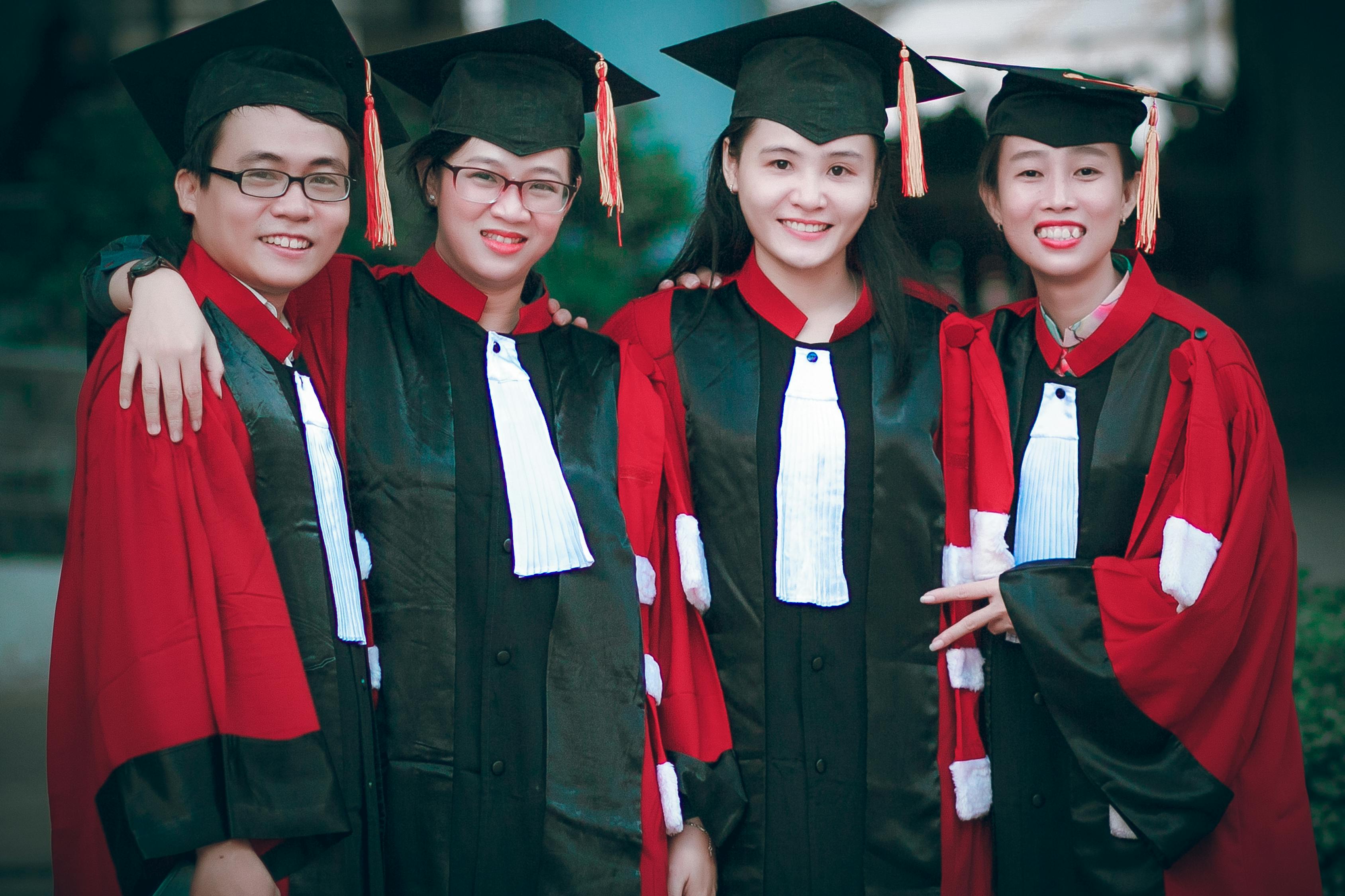 国产中学学生卓越表现，展望未来的辉煌成就