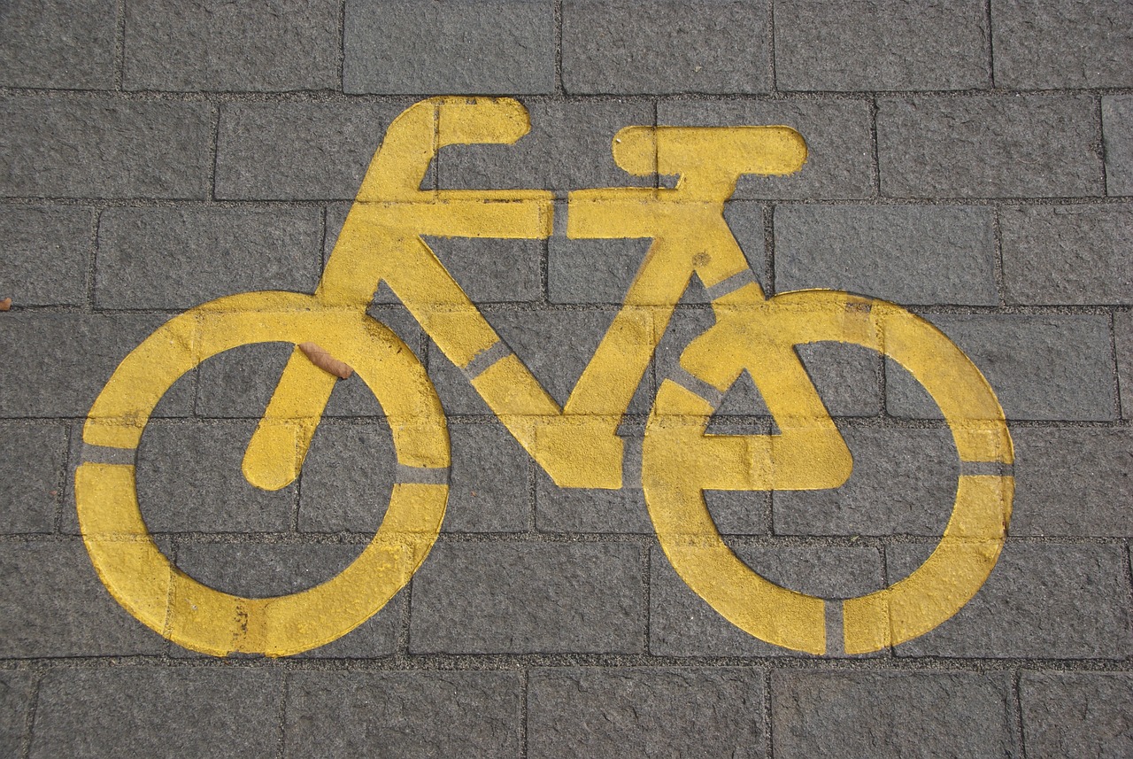最新道路交通安全法实施条例出炉，构建更加安全公正的交通环境